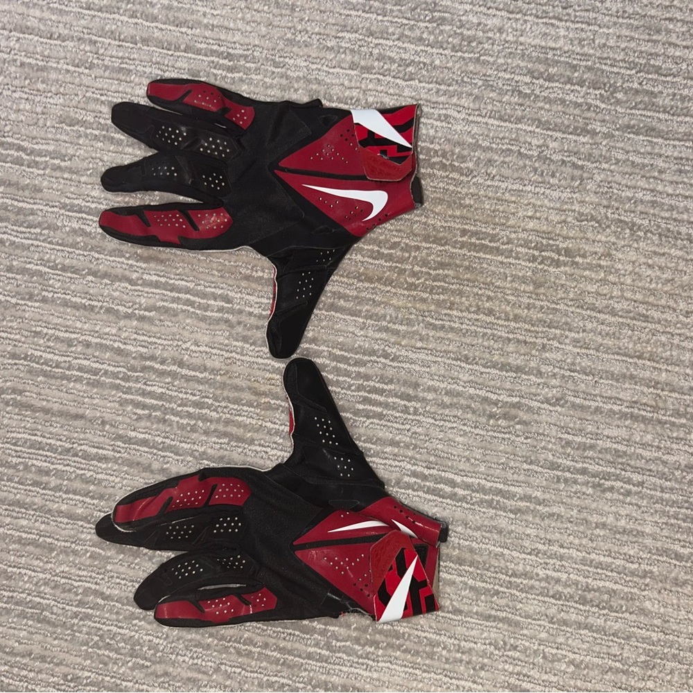 NFL Atlanta Falcons receiver gloves